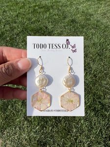 Blush Pearl Hexa Earrings