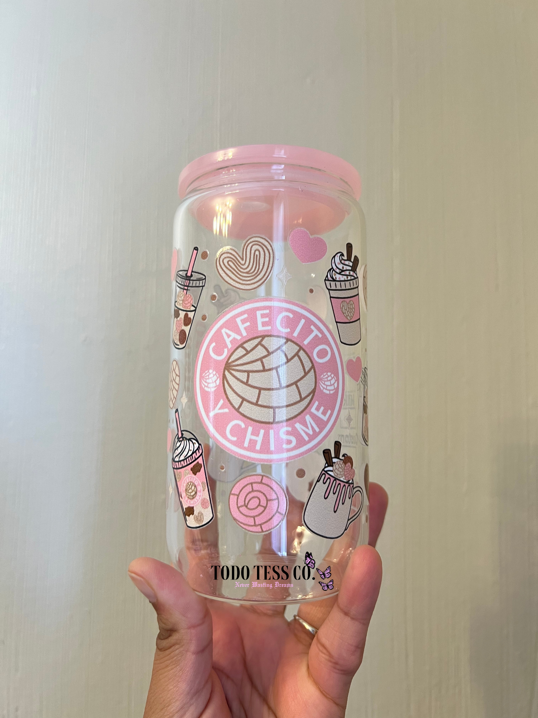 Cafecito y Chisme (Light Pink) | Beer Glass Tumbler